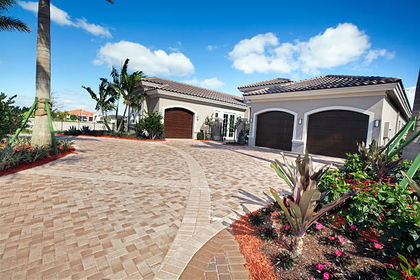 Best Driveway Paving Contractor  in Cherokee, IA